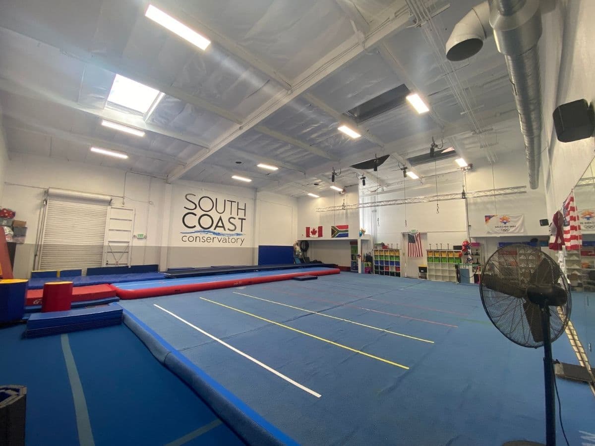 Acro/Aerial Gym