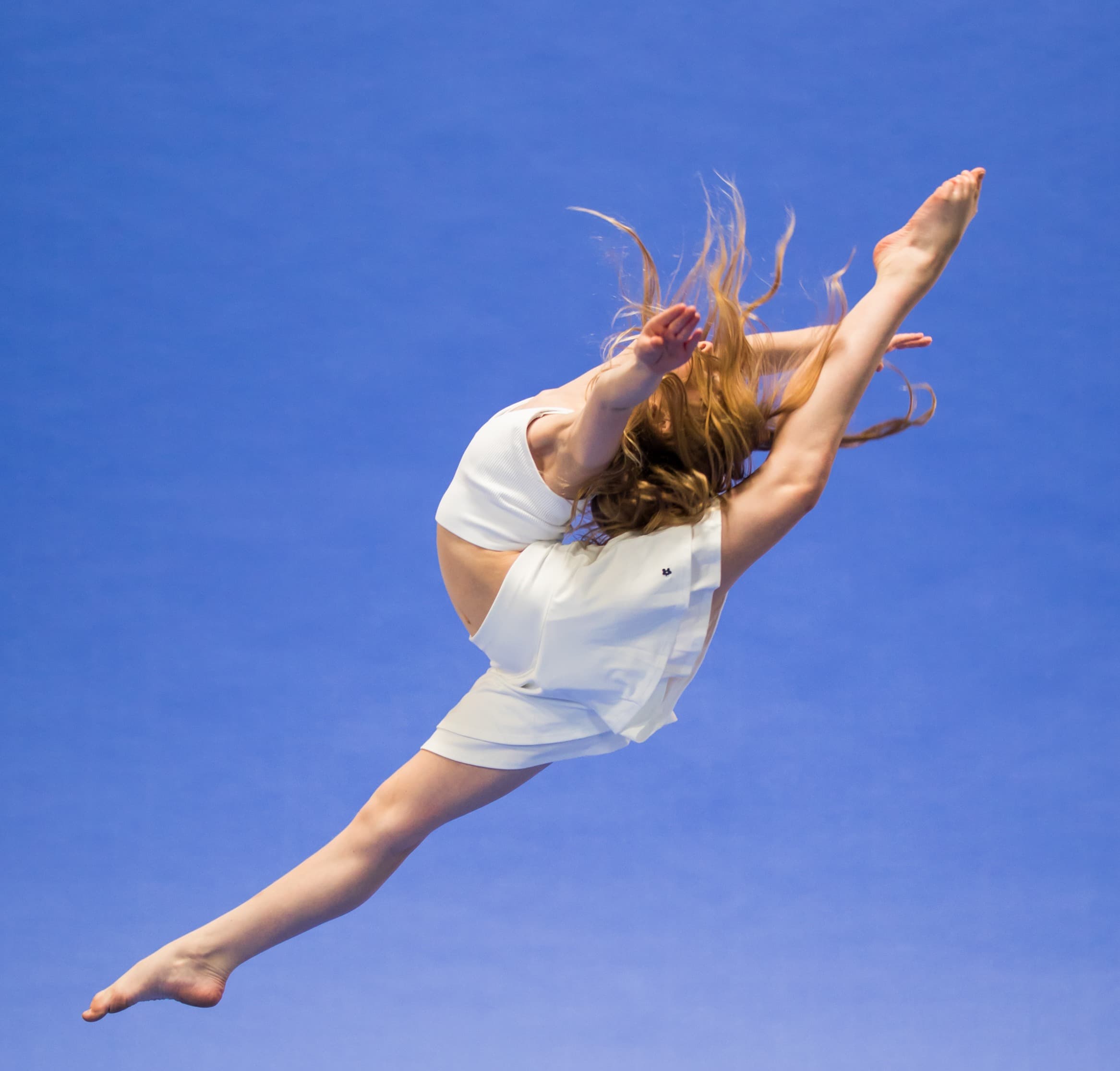 Young jazz students learning basics